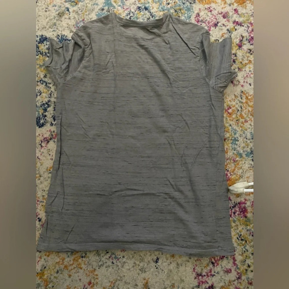 Grey Mossimo L Shirt - Picture 3 of 3